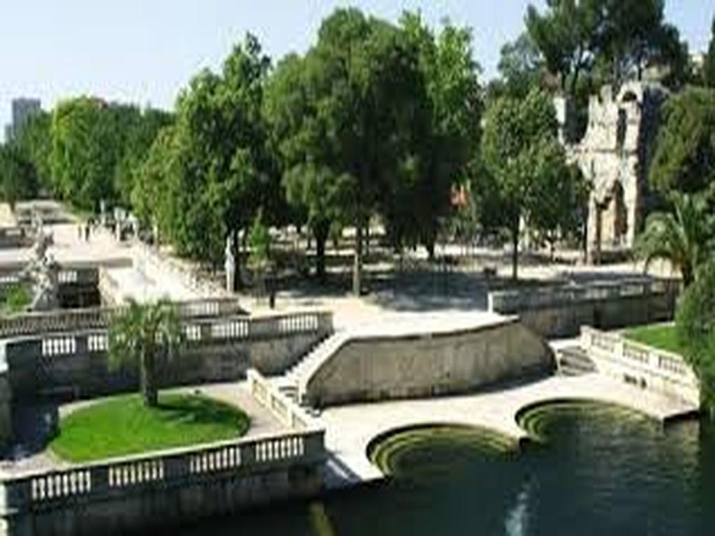 Chambres D'Hotes Des Huppes Νιμ Εξωτερικό φωτογραφία